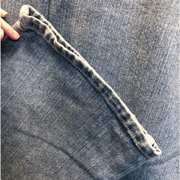 IZOD Jeans men's denim sunblast jeans, 40x32 - Picture 4 of 13